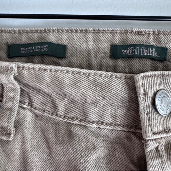 Wild Fable NWT Highest Rise Straight Distressed Tan Jeans Size 14 - Picture 8 of 10